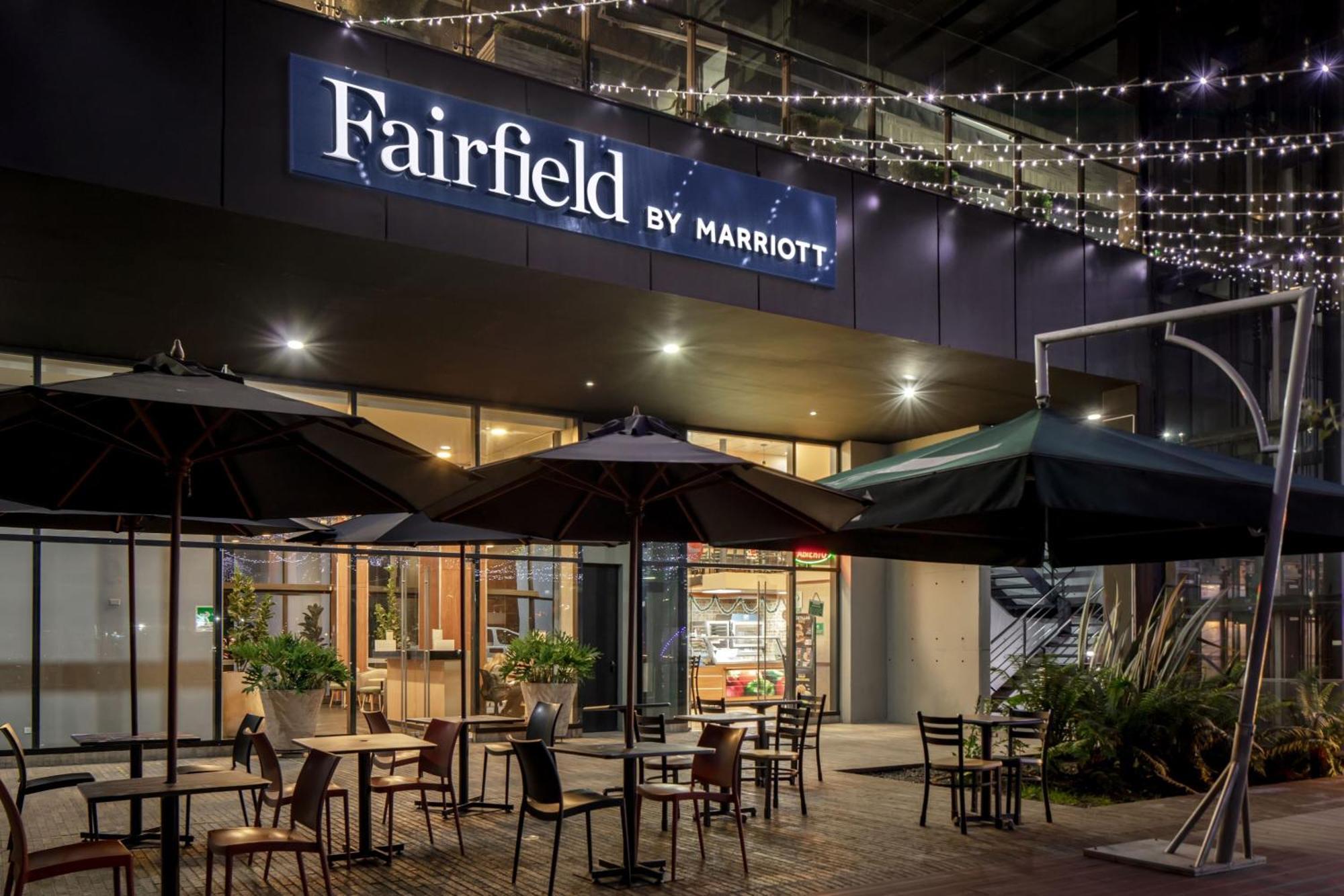 Hotel Fairfield By Marriott Bogota Embajada Zewnętrze zdjęcie